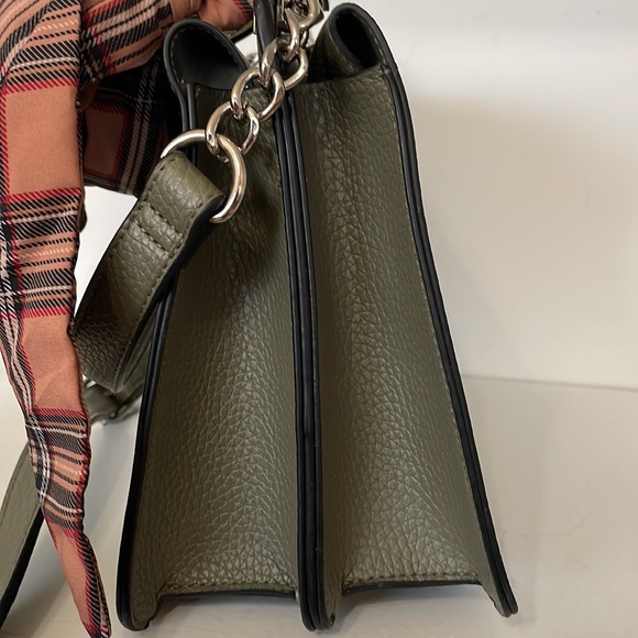 Steve Madden very Dark Gray Green Handbag Crossbody Hand straps Snap Zip Closure - Picture 5 of 10